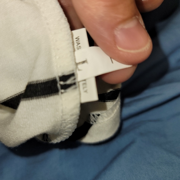 Tanktop - Picture 2 of 3